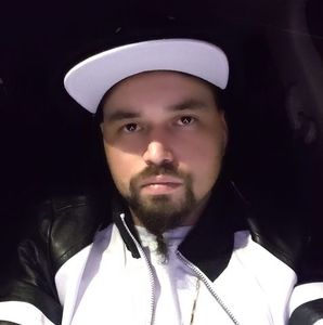 Meet your Posher, Ray